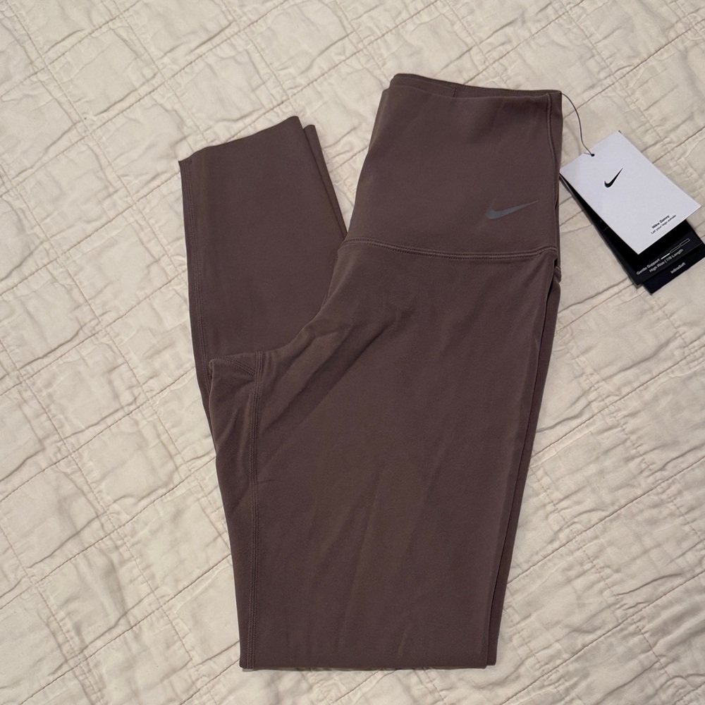 Nike Brown High-Rise Leggings